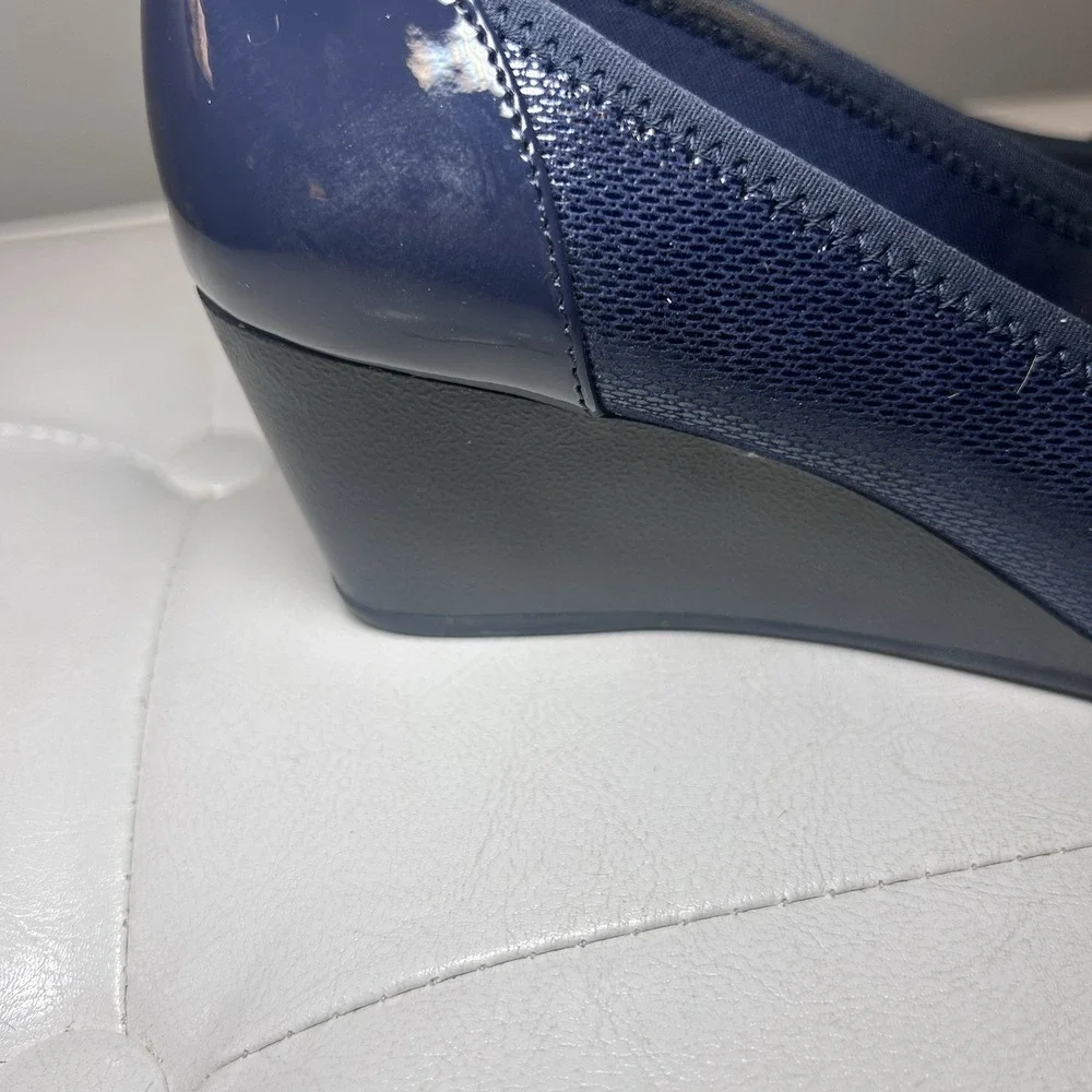 Anne Klein‎ Size 6 Women's Timeout Wedge Heel Pump Navy